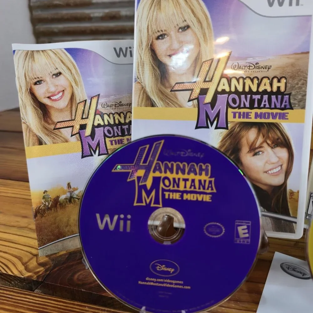 Hannah Montana Spotlight World Tour & The Movie - Nintendo Wii Lot of 2